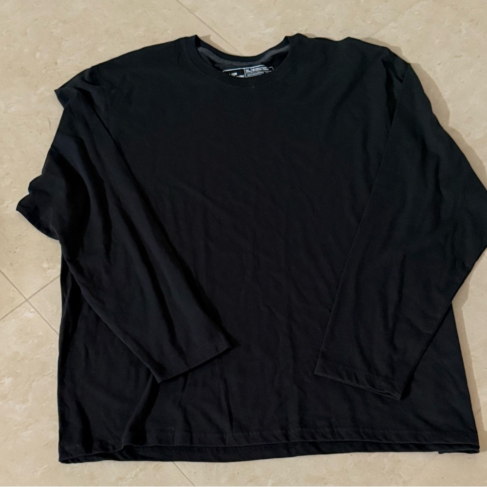 AT DRI athletech Sweater Long Sleeve Crewneck 2XL/2EG For Men . Used